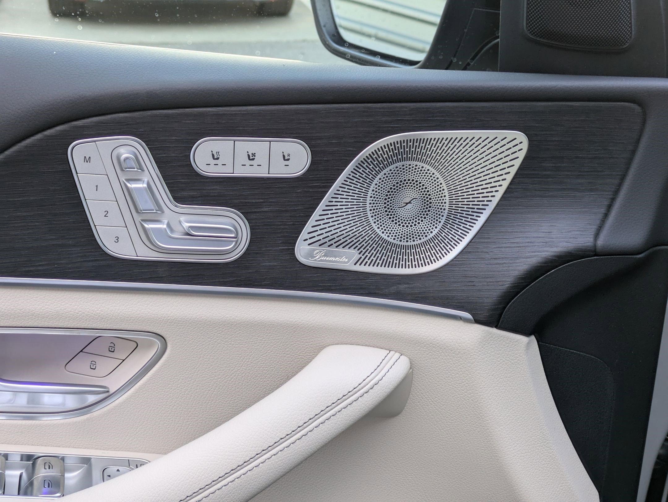 2025 Mercedes-Benz GLE GLE450 - Photo 11