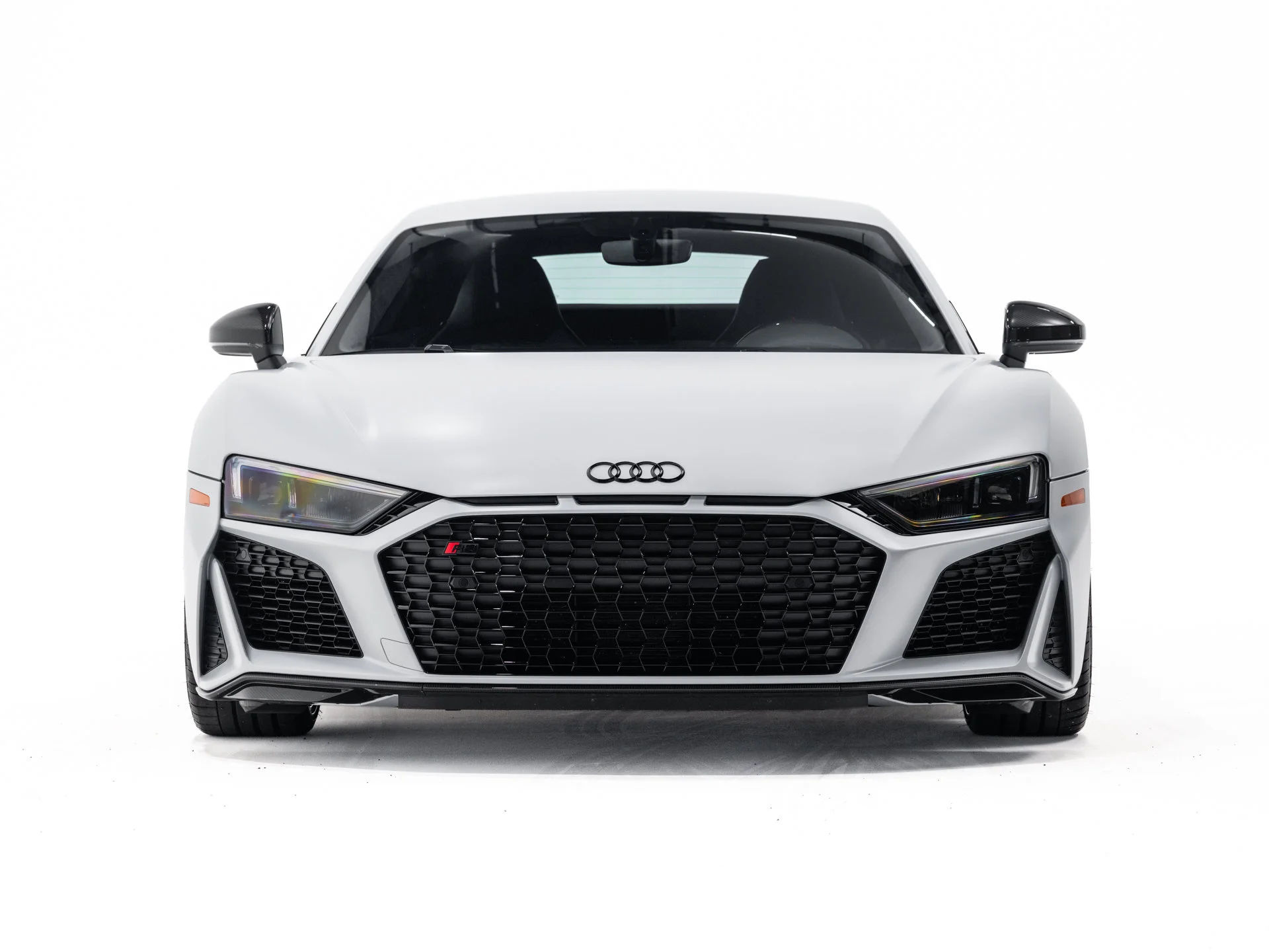 Used 2023 Suzuka Gray Metallic Audi V10 performance image 8