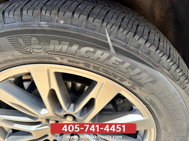 Used 2025 Silver Ford Active image 33