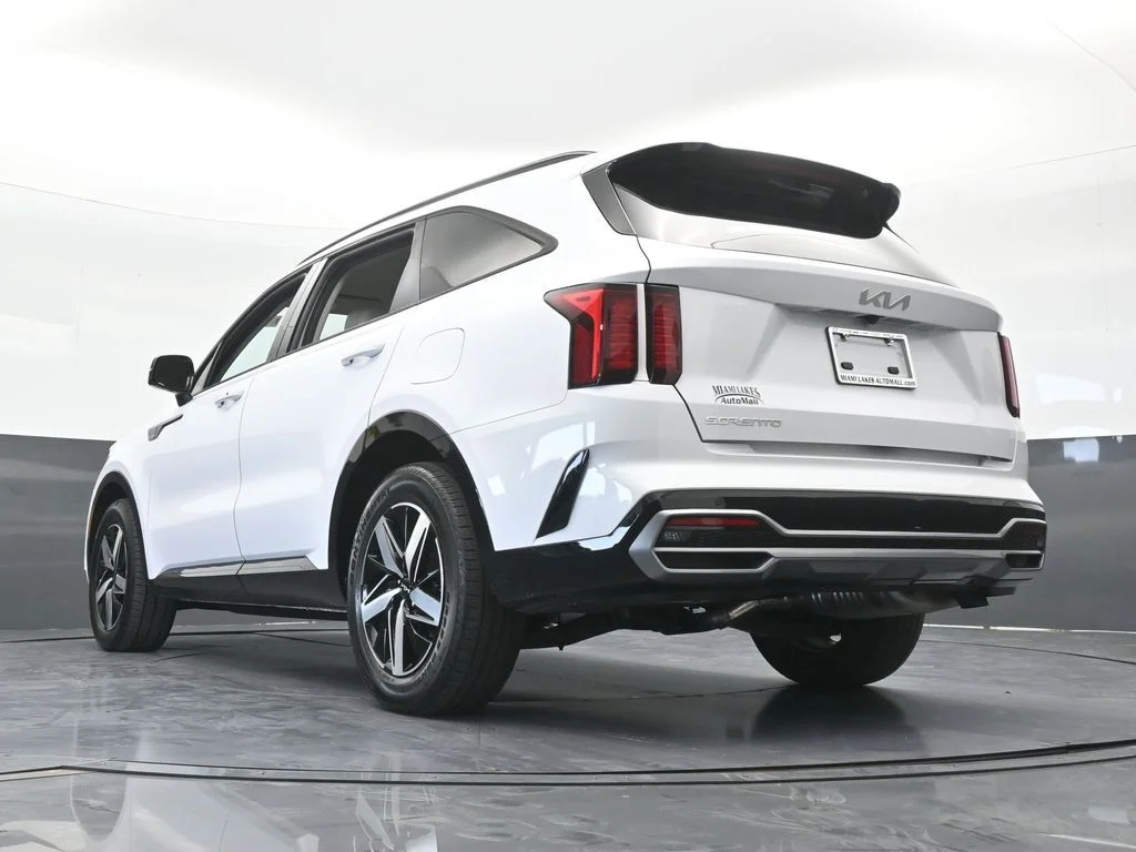 Used 2023 Glacial White Pearl Kia EX image 62