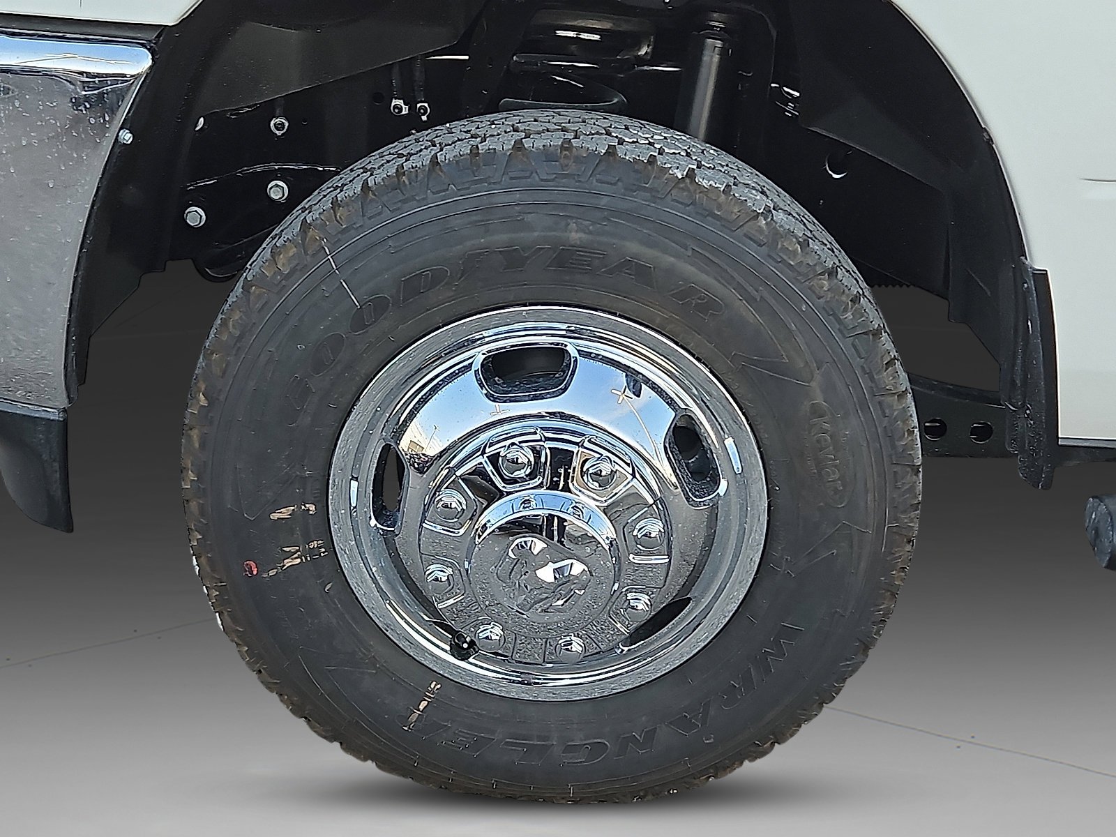 New 2026 Bright White Clear-Coat Exterior Paint RAM Tradesman image 7