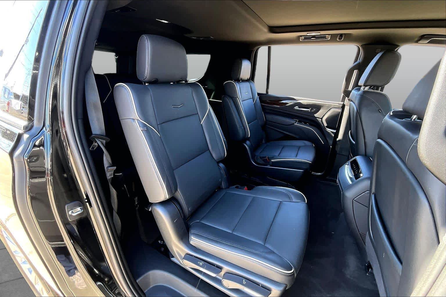 Used 2023 BLACK RAVEN Cadillac RWD Premium Luxury image 20