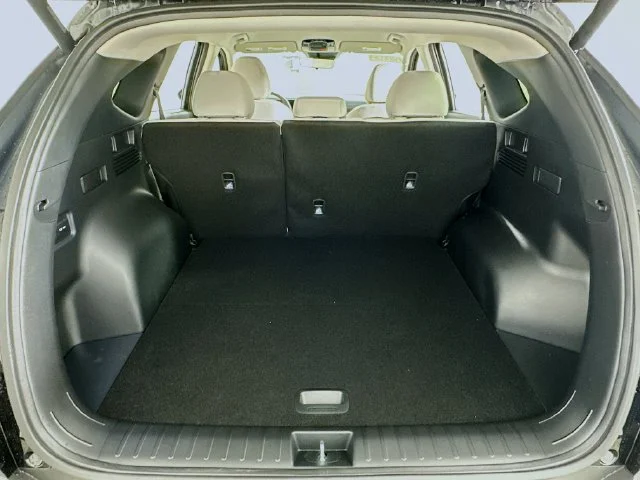 New 2026 Black Hyundai SEL image 22