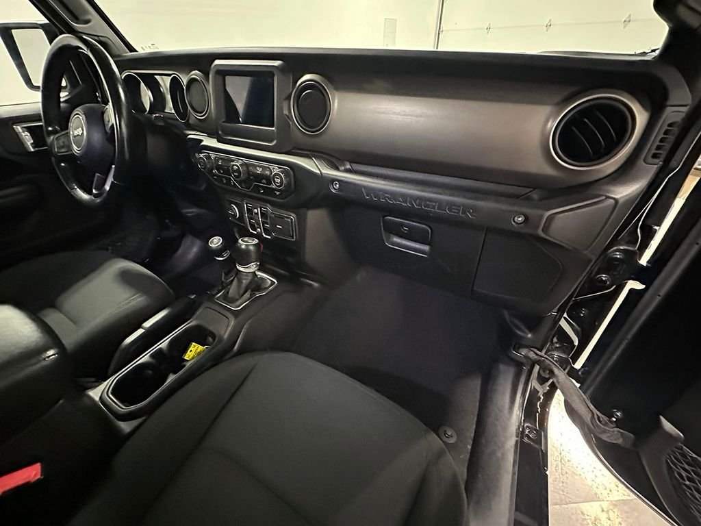 Used 2021 Black Jeep Unlimited Sport S image 25