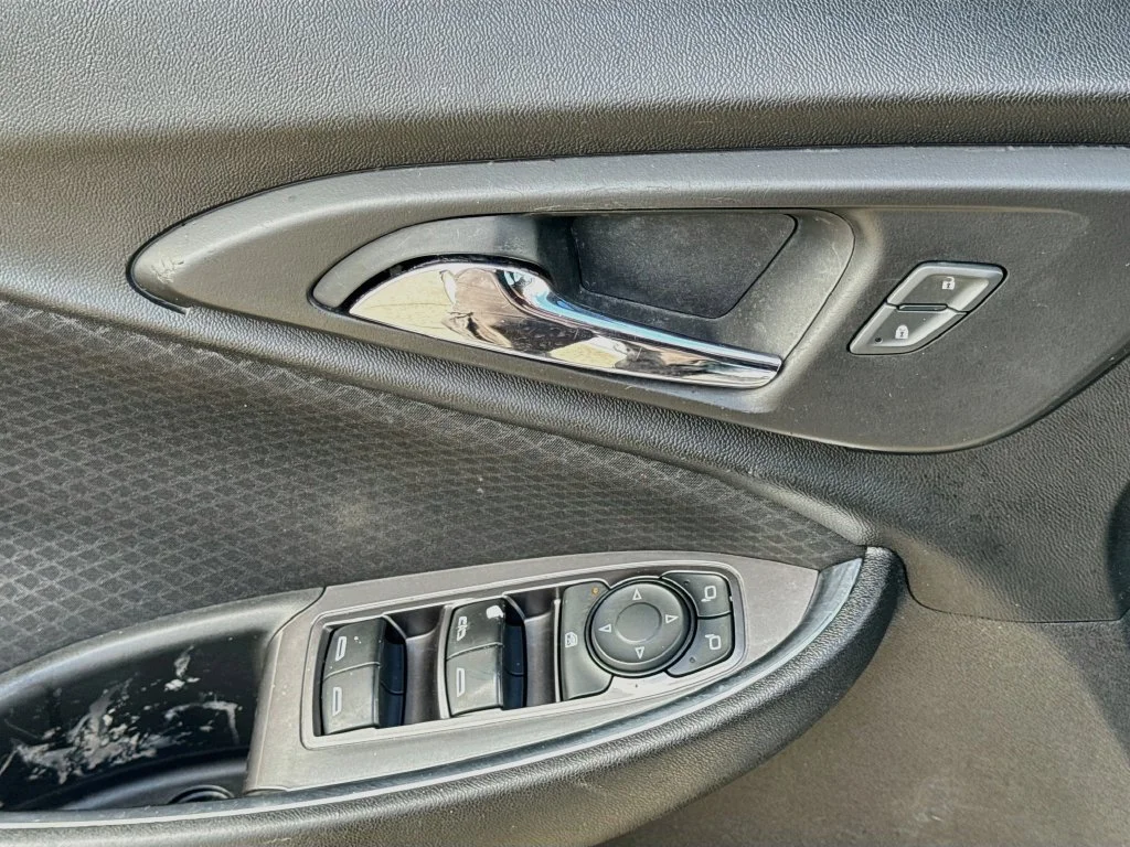 Used 2017 Blue Chevrolet LT image 19