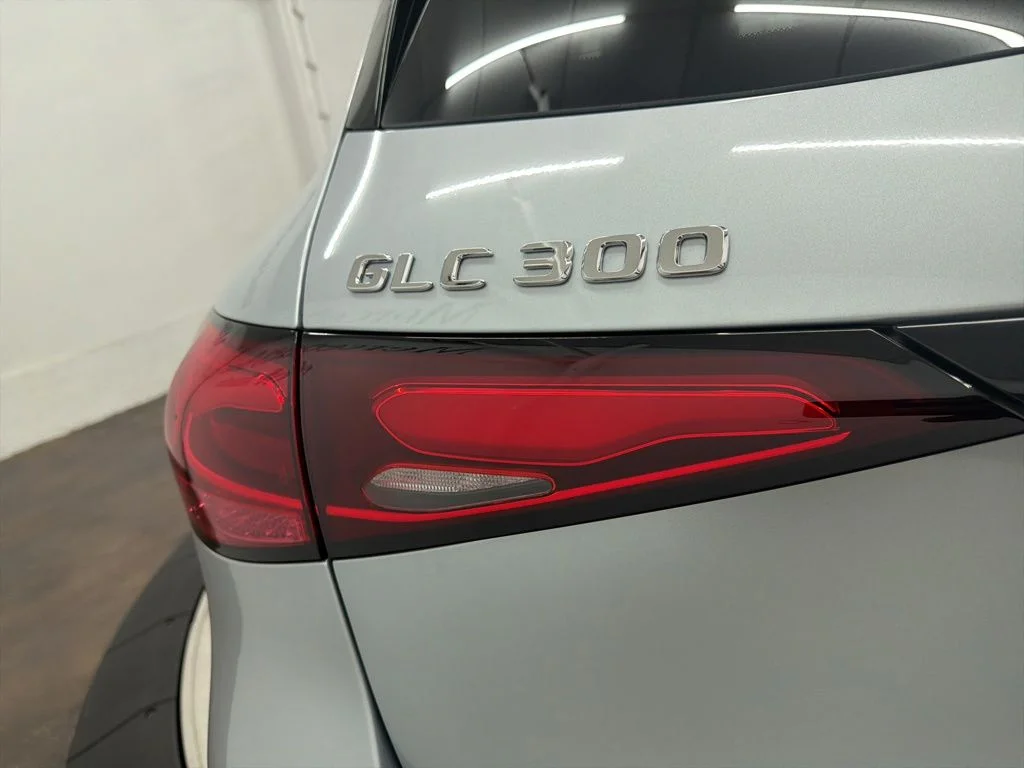 New 2026 Silver Mercedes-Benz GLC 300 image 11