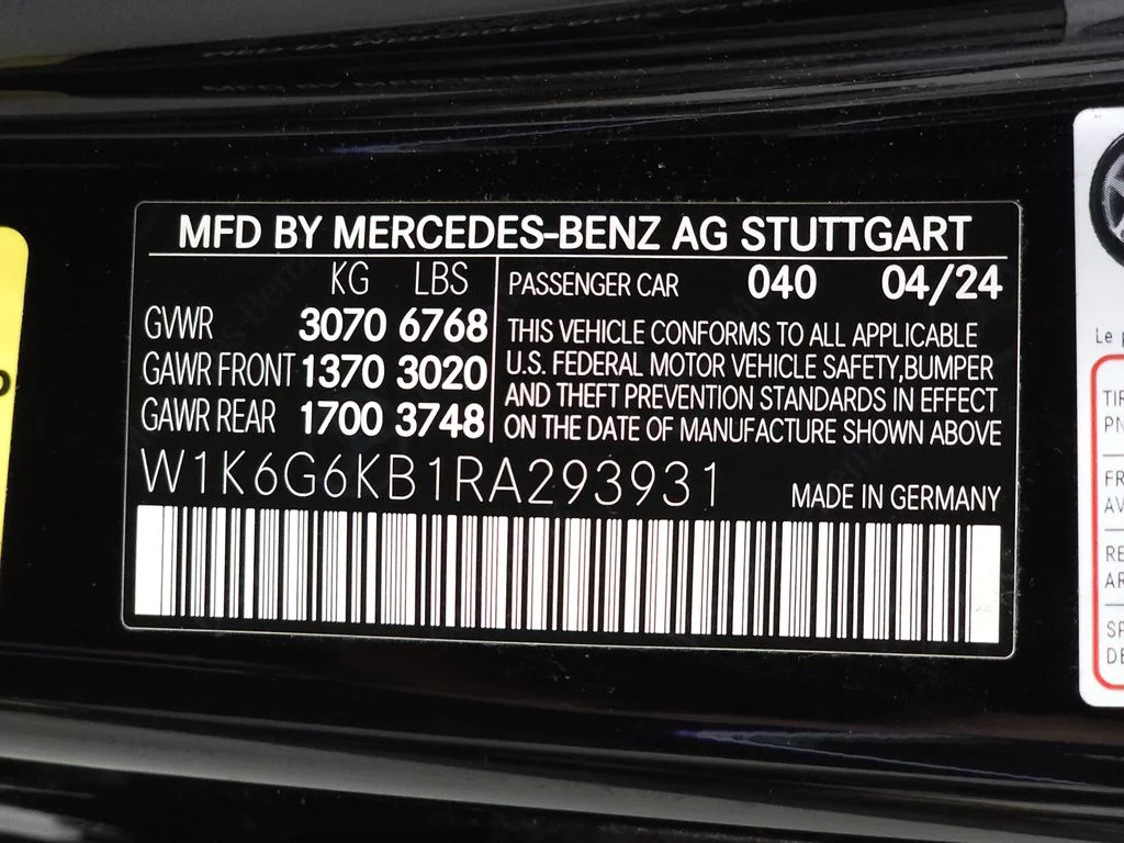 Used 2024 Black Mercedes-Benz S 580e image 40