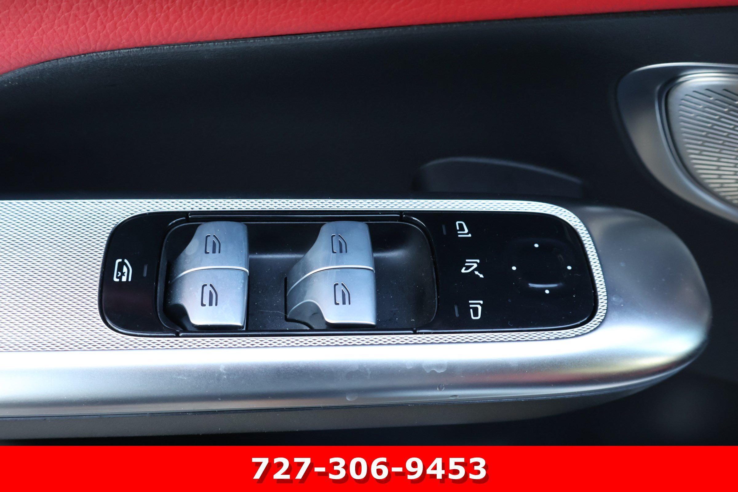 Certified Used 2024 MANUFAKTUR Cirrus Silver MAGNO Mercedes-Benz AMG® GLC 43 image 17