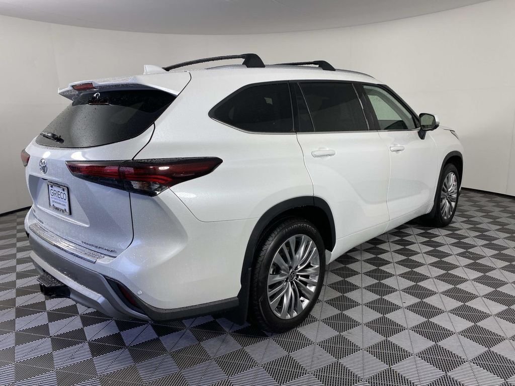 Used 2026 Beige Toyota Platinum image 9