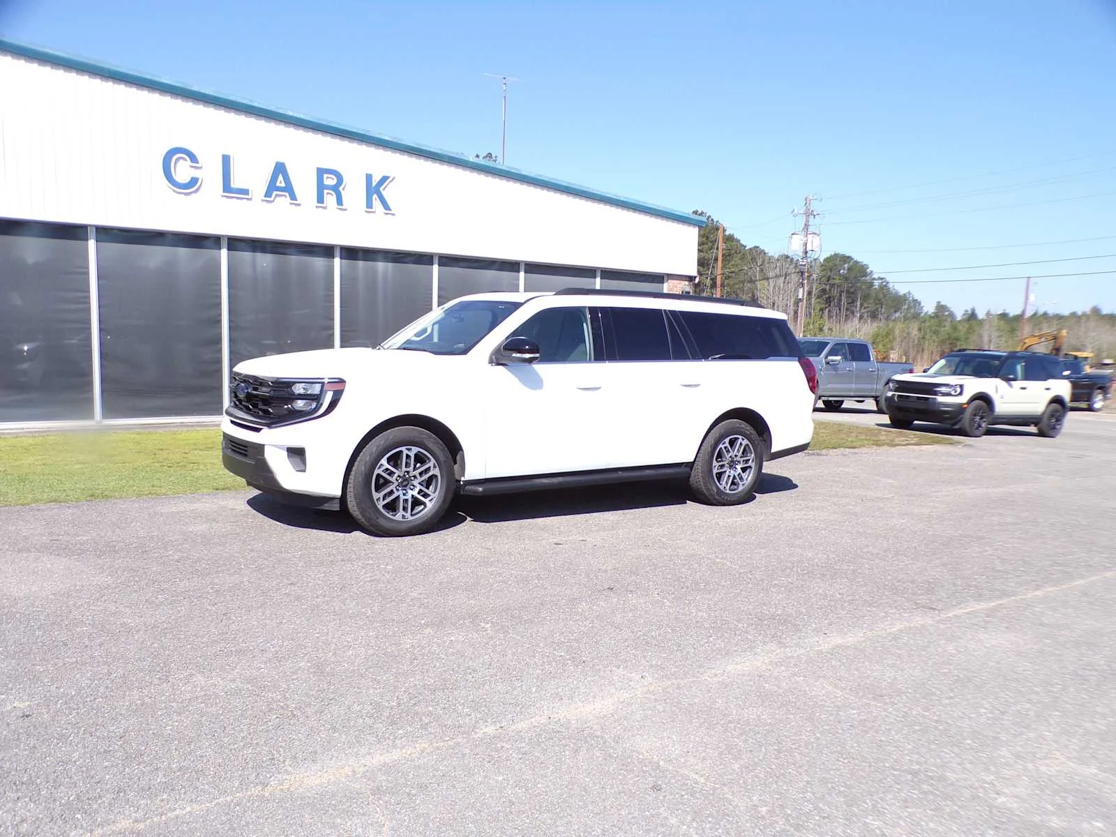 2025 Ford Expedition Active MAX 4x4's photo