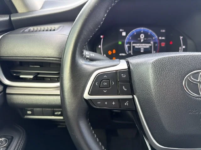 Used 2024 Black Toyota XLE image 28