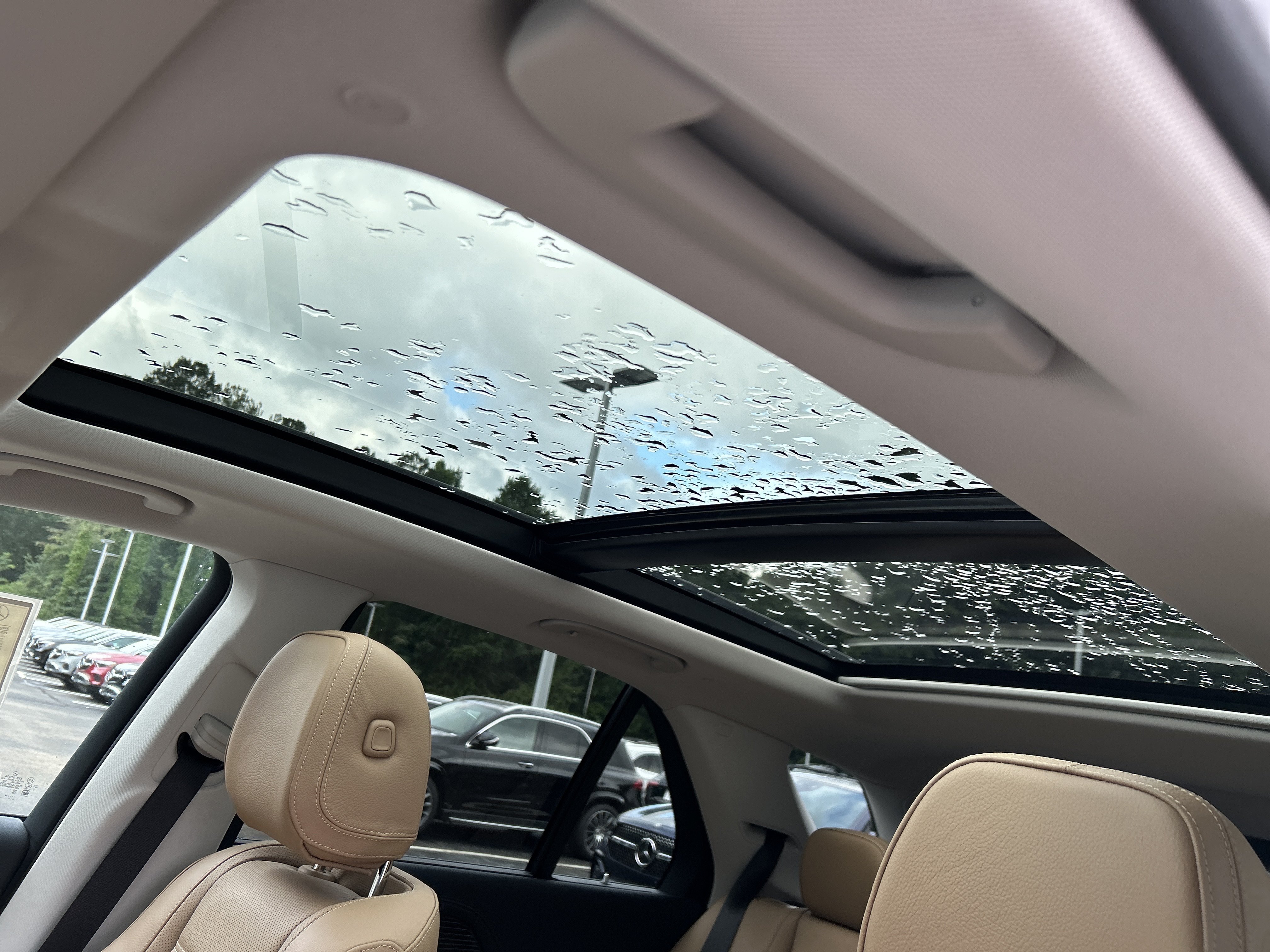 New 2026 MANUFAKTUR Moonlight White Metallic Mercedes-Benz GLE 450 4MATIC® SUV image 20