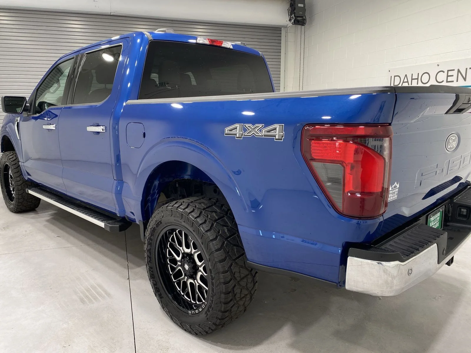 2025 Ford F-150 XLT - Photo 6