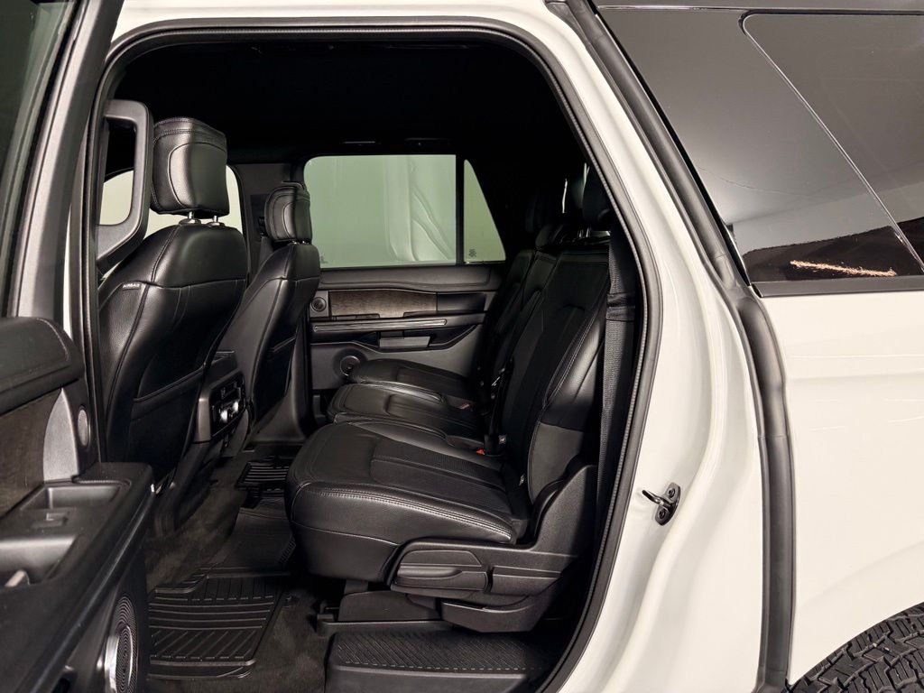 Used 2019 White Ford Limited image 17