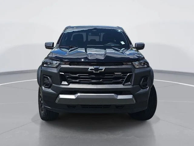 Certified Used 2025 Black Chevrolet Trail Boss image 8