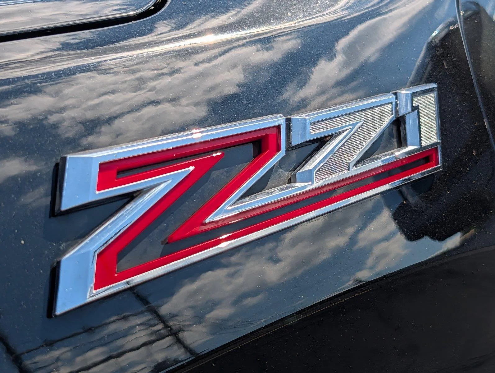 Used 2025 Black Chevrolet LT image 38