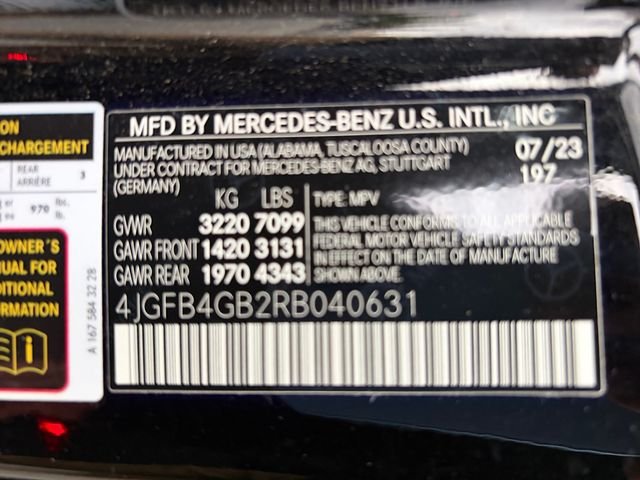 Used 2024 Black Mercedes-Benz GLE 450e image 25