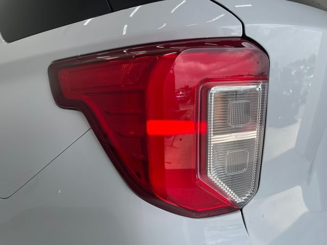 Used 2021 Oxford White Ford Base image 33