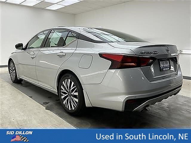 Used 2024 Brilliant Silver Metallic Nissan 2.5 SV image 6