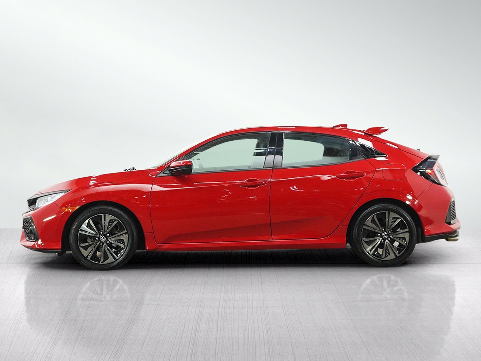 Used 2018 Honda Civic Hatchback EX with VIN SHHFK7H53JU211272 for sale in Minneapolis, Minnesota