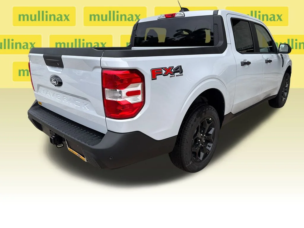 2025 Ford Maverick XLT - Photo 14