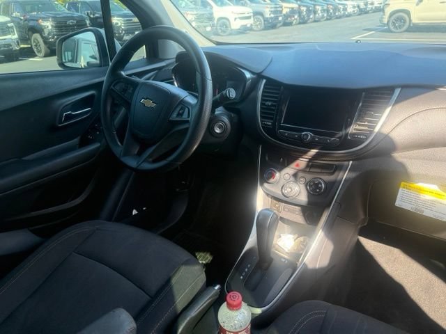 Used 2020 SUMMIT WHITE Chevrolet LT image 5