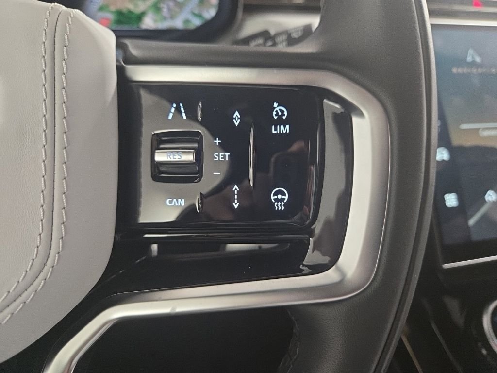 Certified Used 2023  Land Rover SE image 13