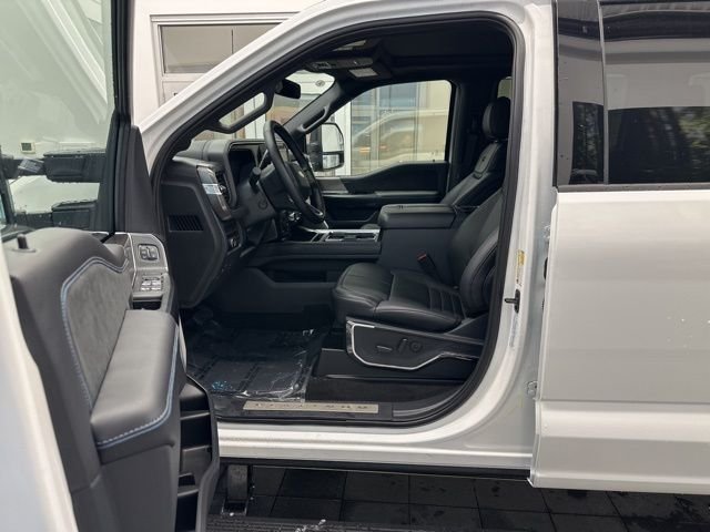 New 2026 Star White Metallic Tri-Coat Ford F-250® Platinum® image 17
