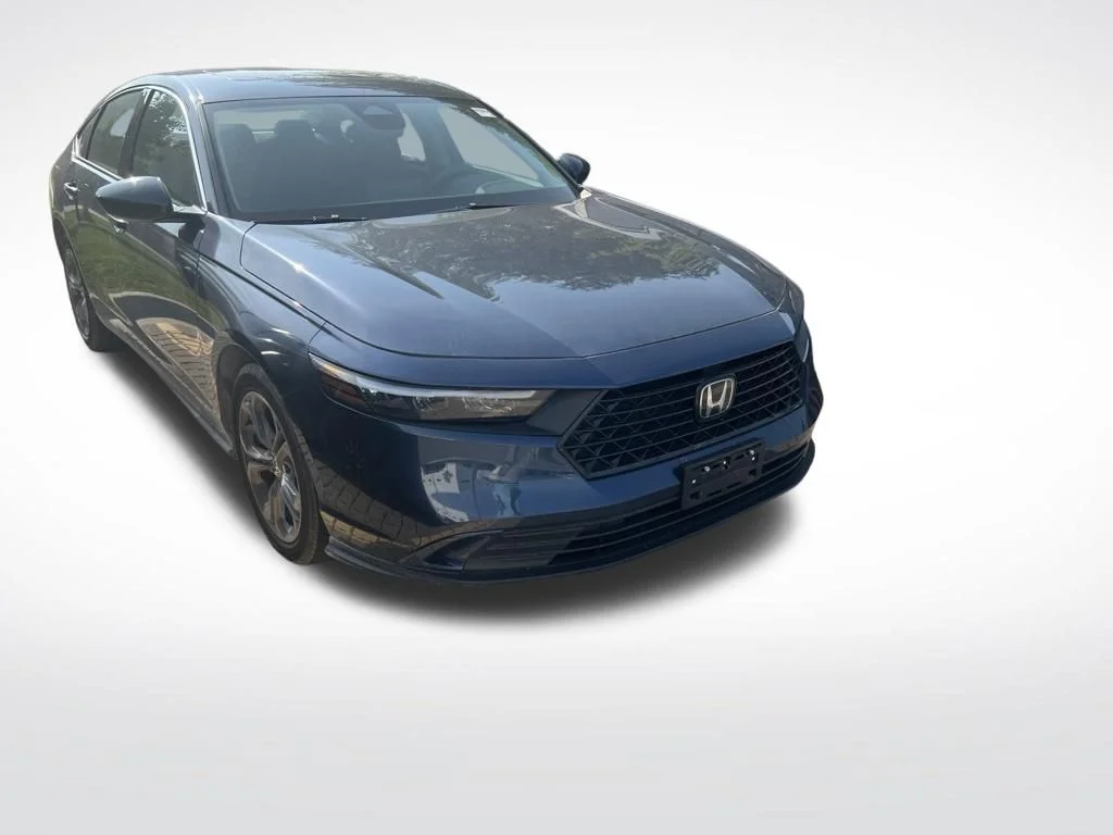 Used 2023 Meteorite Gray Metallic Honda EX image 4
