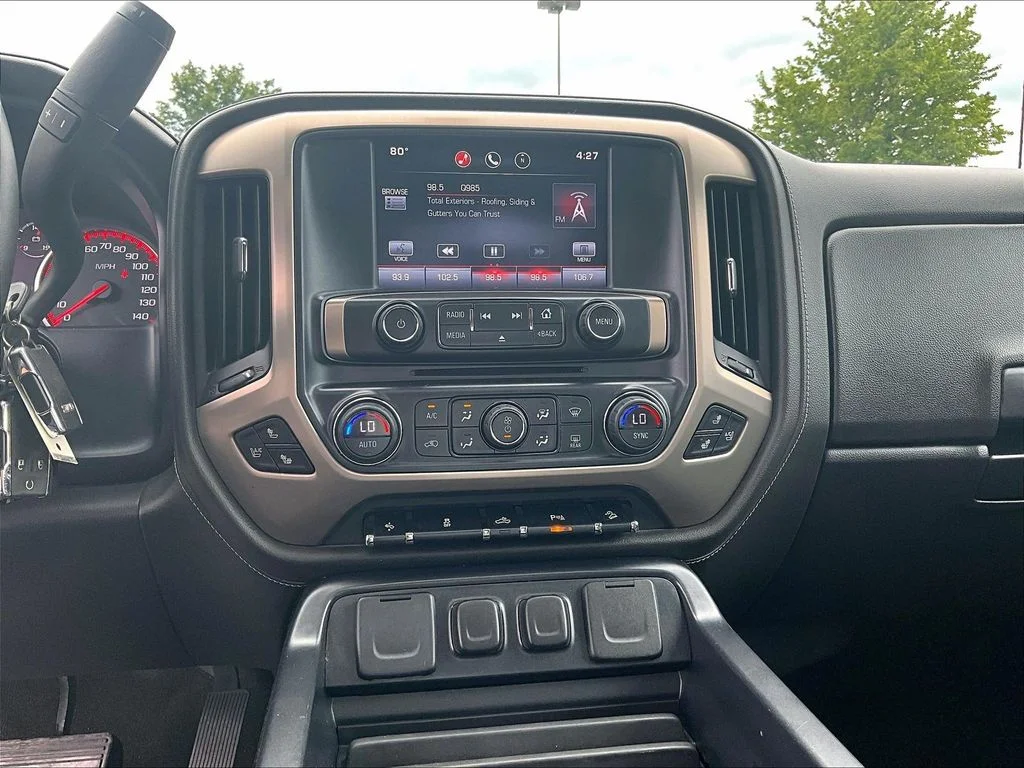 Used 2015 Black GMC Denali image 32