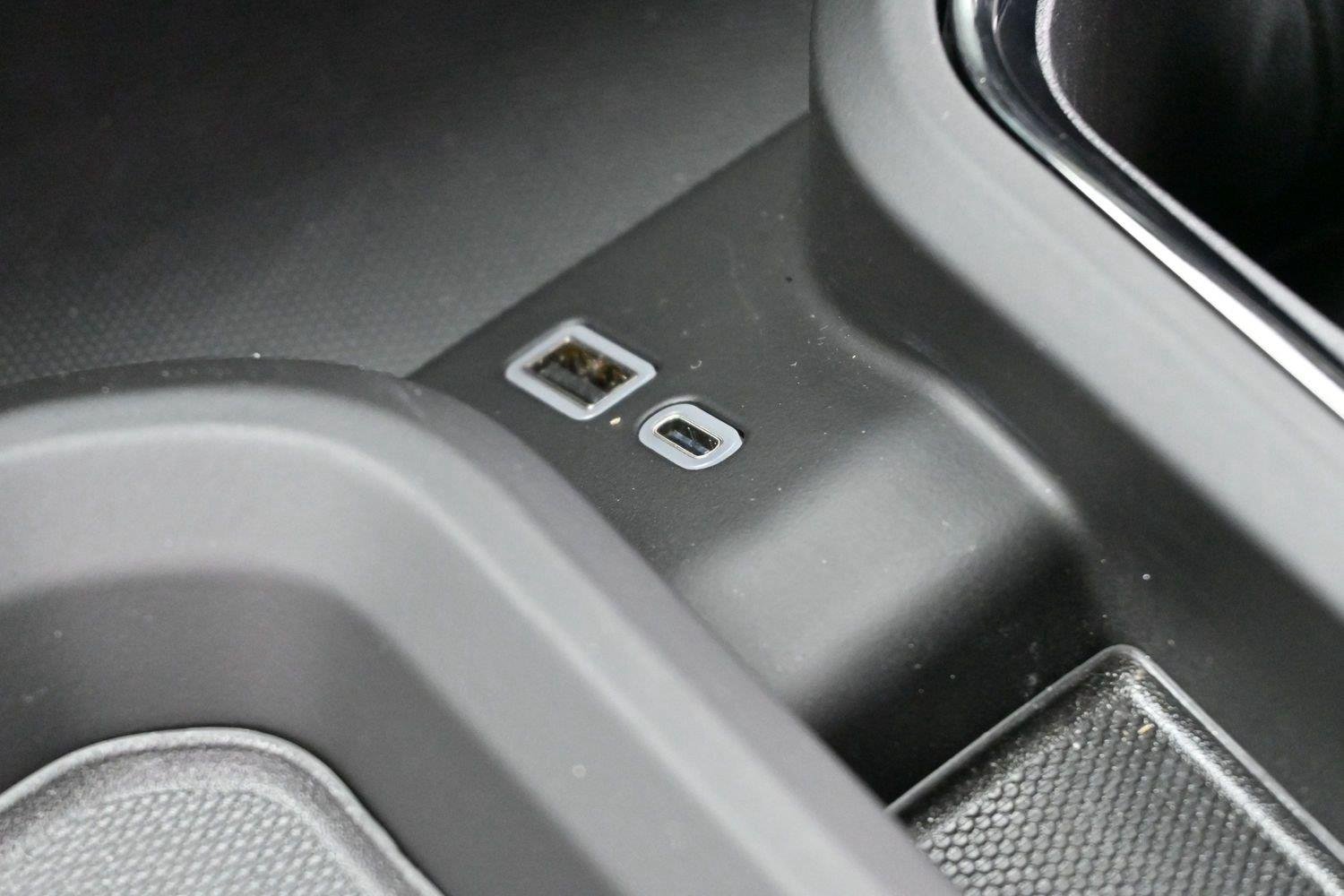 Used 2024 Summit White GMC AT4X image 27