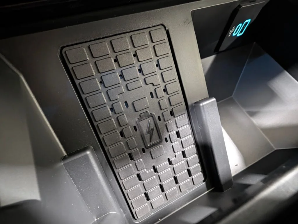 New 2026 Carbonized Gray Metallic Ford F-250® Lariat® image 10