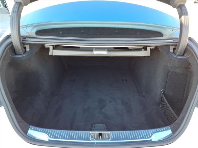 Certified Used 2024 White Mercedes-Benz S 580 image 23