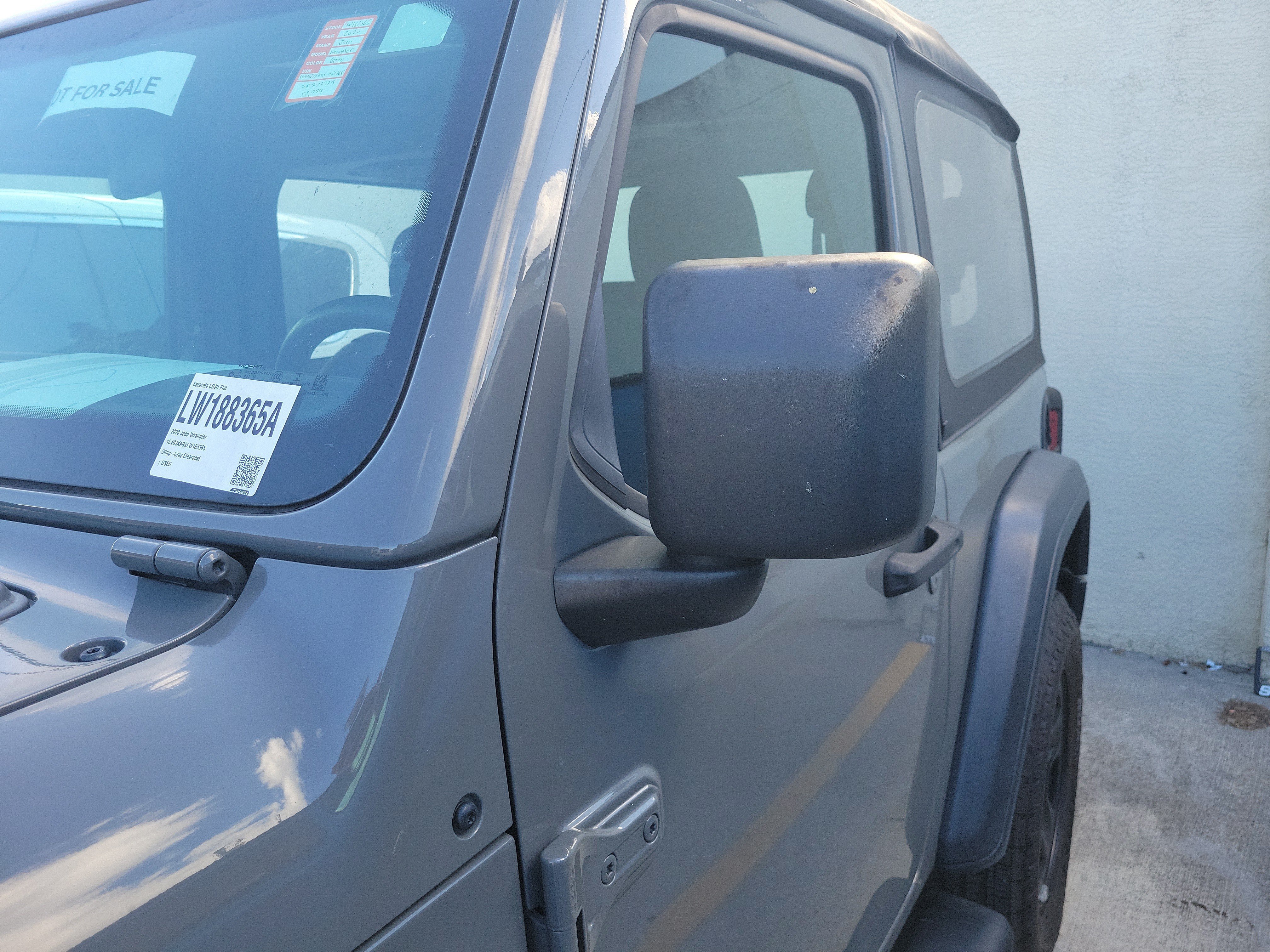 Used 2020 Sting-Gray Clearcoat Jeep Sport image 6
