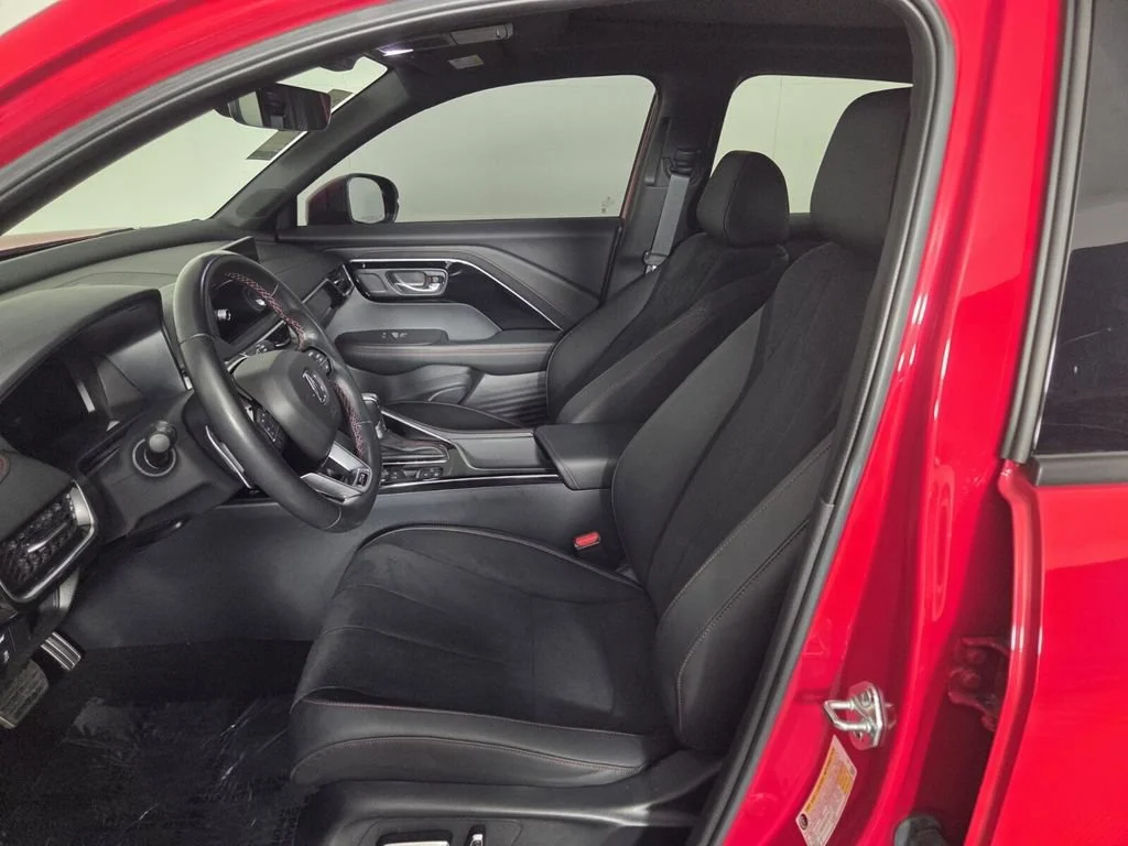 Used 2025 Milano Red Acura w/A-Spec Package image 8