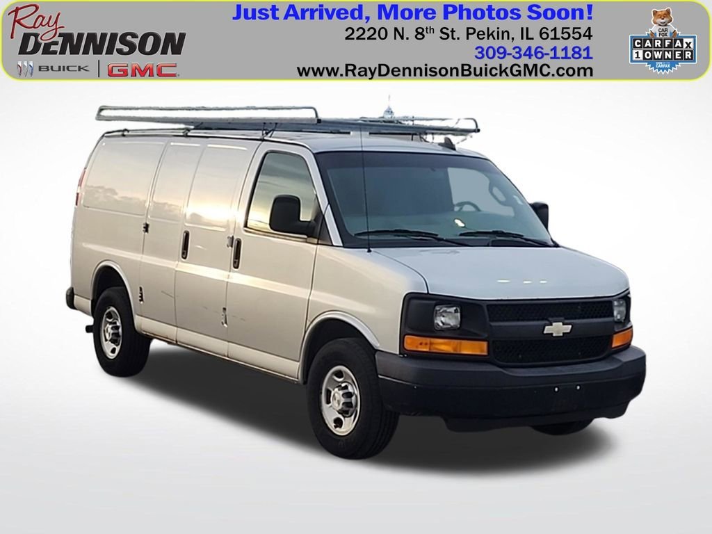 2017 Chevrolet Express 2500 Work Van HD's photo