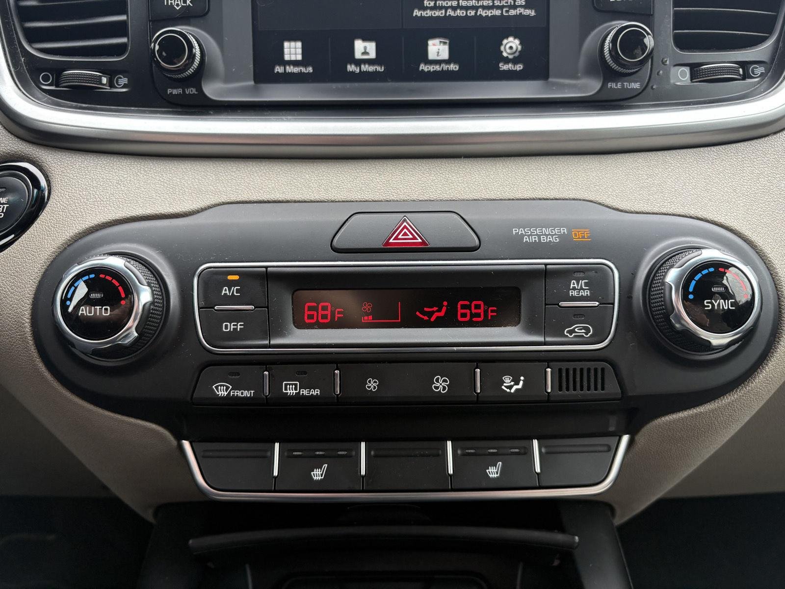 Used 2020 Passion Red Kia S V6 image 7