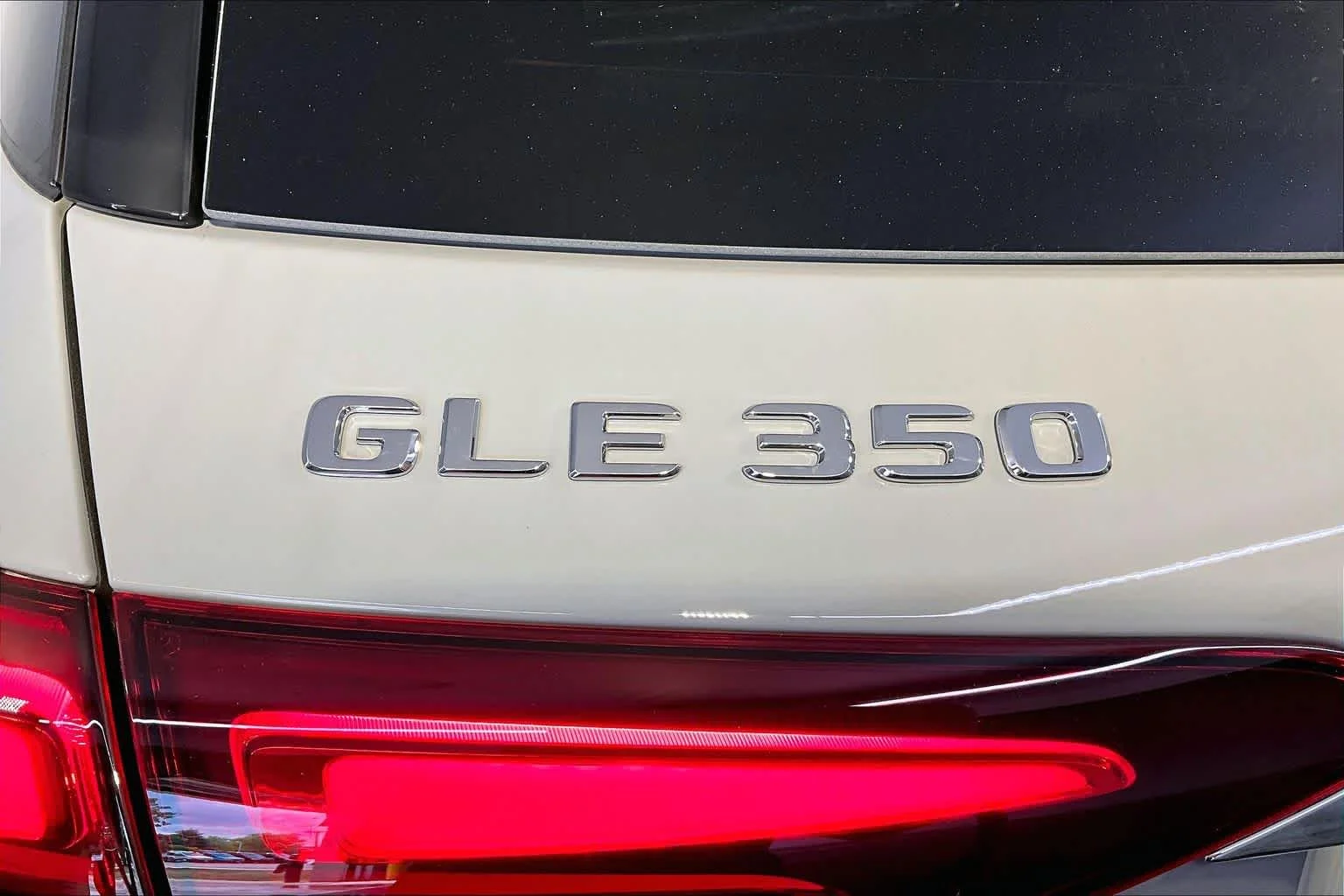 New 2026 MANUFAKTUR Alpine Grey Mercedes-Benz GLE 350 image 6