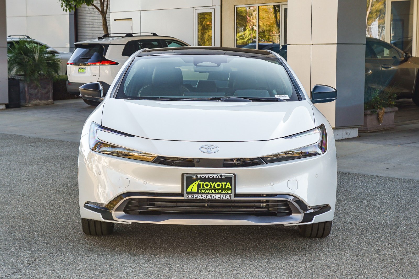 New 2027 Wind Chill Pearl <sup>1</sup> Toyota  Limited image 2