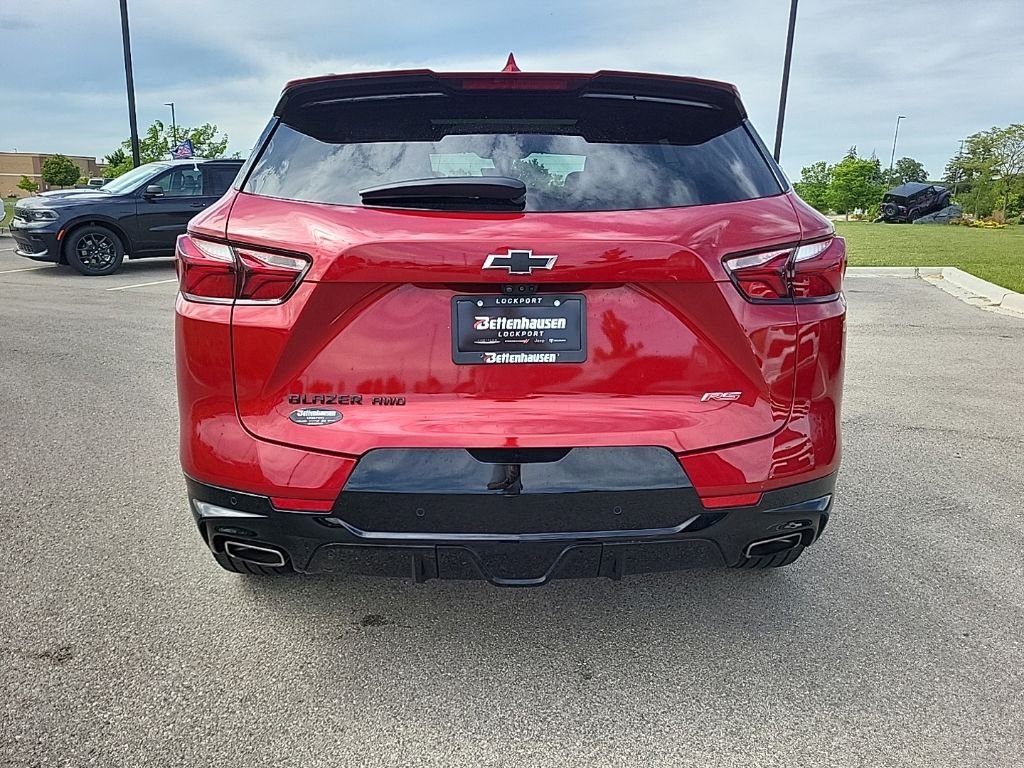 Used 2022 Red Chevrolet RS image 4