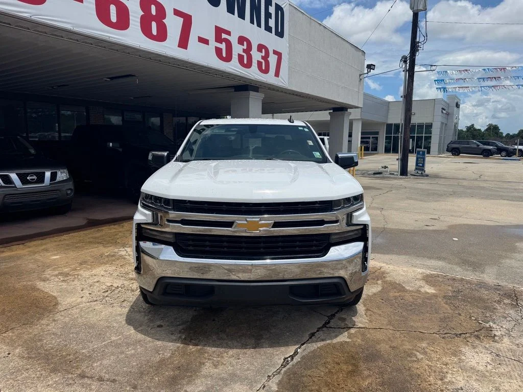 Used 2020 White Chevrolet LT image 13