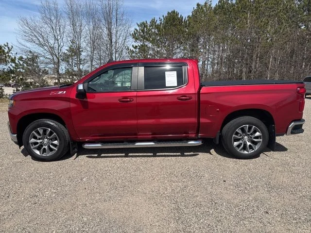 Used 2019 Red Chevrolet LT image 9
