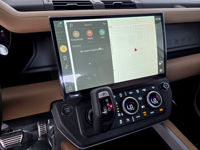 2026 Land Rover Defender V8 - Photo 22