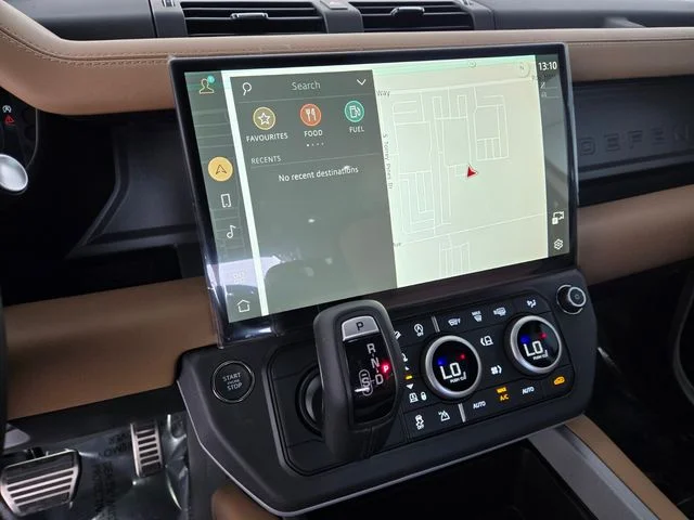 2026 Land Rover Defender V8 - Photo 22