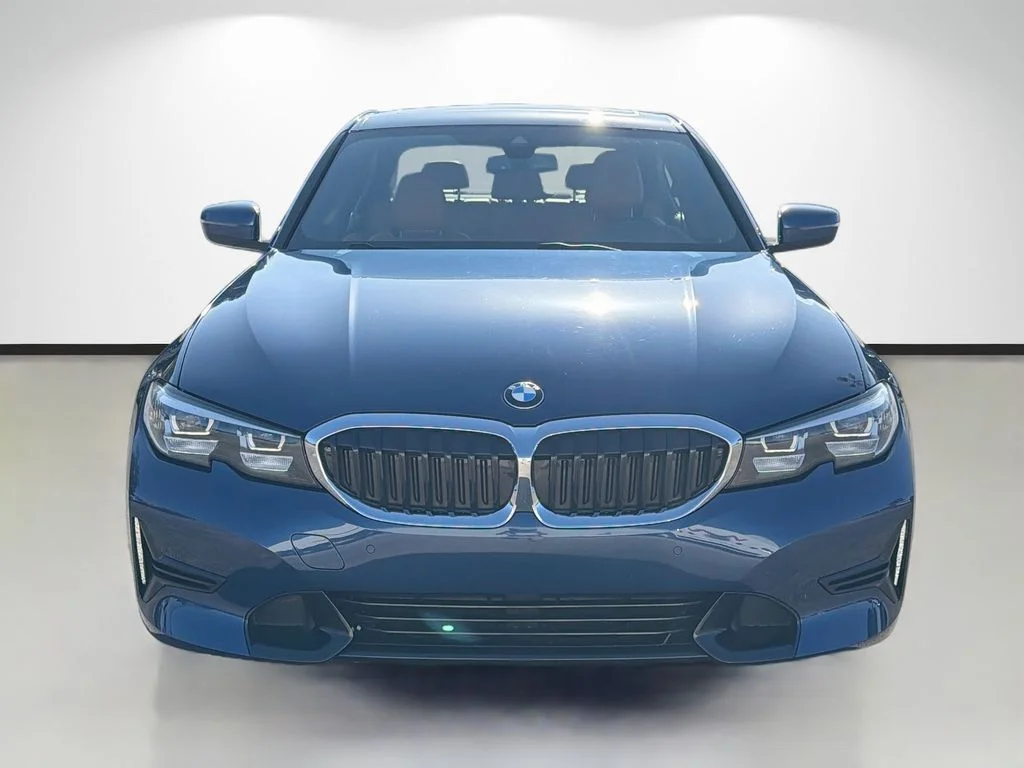 Used 2021 Blue BMW 330e iPerformance image 8