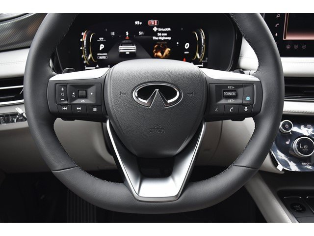 New 2027 GRAPHITE SHADOW INFINITI Luxe AWD image 7