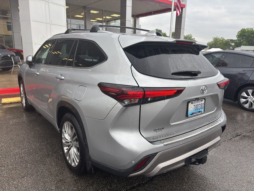 Used 2025 Celestial Silver Metallic Toyota Platinum image 4