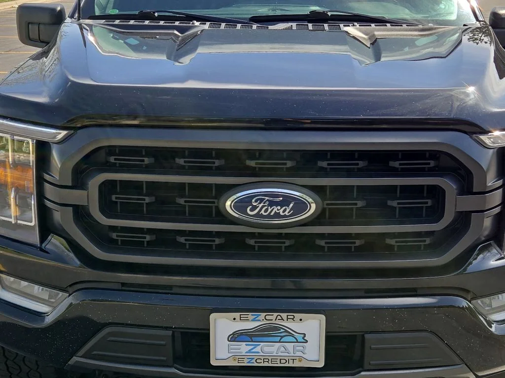 Used 2021 Black Ford  image 18