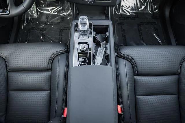 2026 Volvo XC90 Ultra - Photo 26