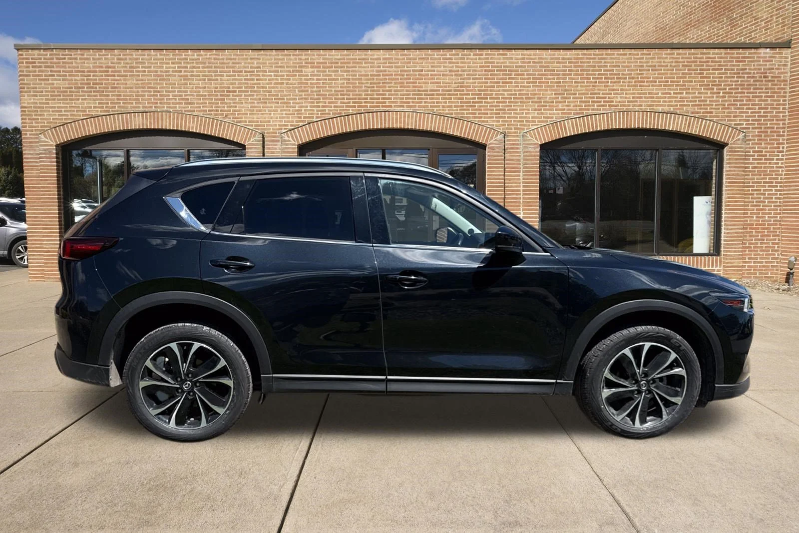 Used 2023 Jet Black Mica Mazda 2.5 S Premium Package image 2